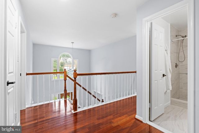 6832 COMPTON HEIGHTS, Clifton, VA 20124