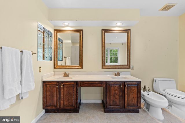 6832 COMPTON HEIGHTS, Clifton, VA 20124