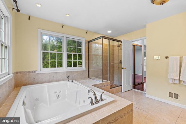 6832 COMPTON HEIGHTS, Clifton, VA 20124