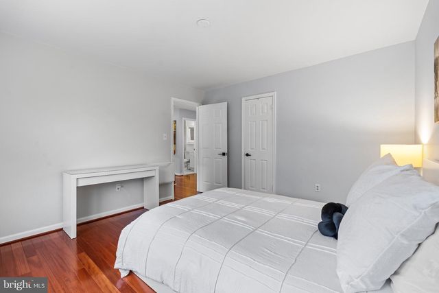 6832 COMPTON HEIGHTS, Clifton, VA 20124