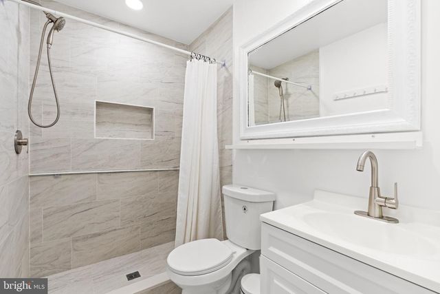 6832 COMPTON HEIGHTS, Clifton, VA 20124