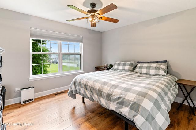 572 Watkins Glen Way, Taylorsville, KY 40071