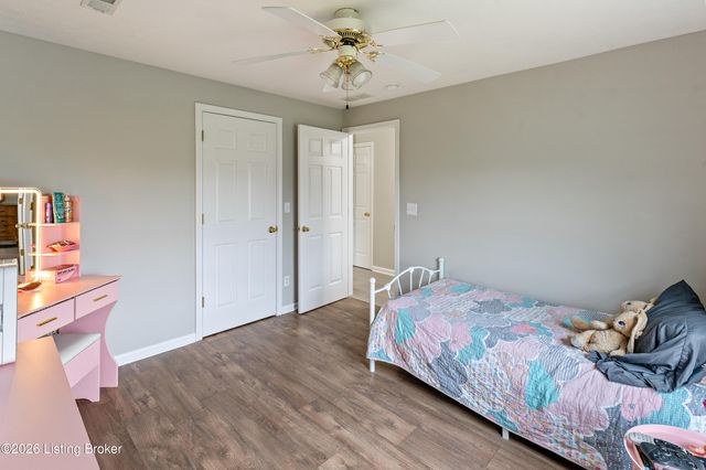 572 Watkins Glen Way, Taylorsville, KY 40071