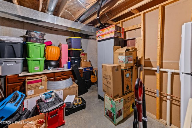 572 Watkins Glen Way, Taylorsville, KY 40071