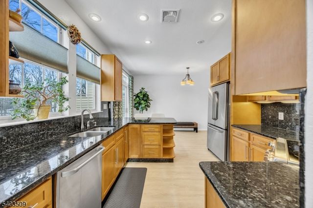 17 MALLARD LN, Bedminster Twp., NJ 07921