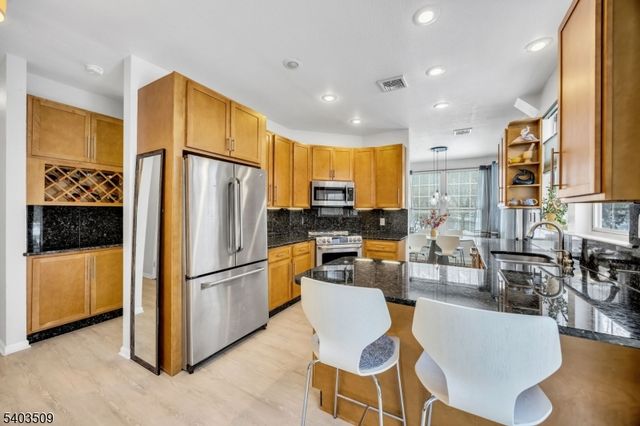 17 MALLARD LN, Bedminster Twp., NJ 07921