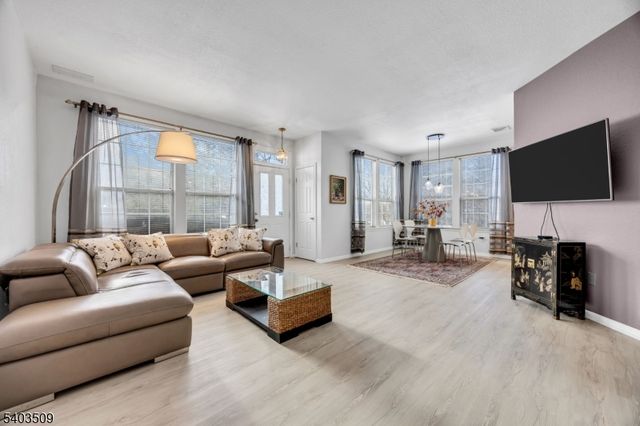 17 MALLARD LN, Bedminster Twp., NJ 07921