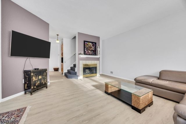 17 MALLARD LN, Bedminster Twp., NJ 07921