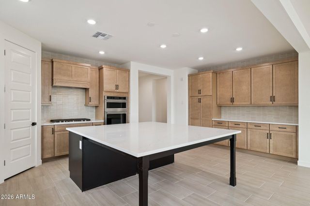 2706 E AGAVE KNOLL Road, Phoenix, AZ 85024