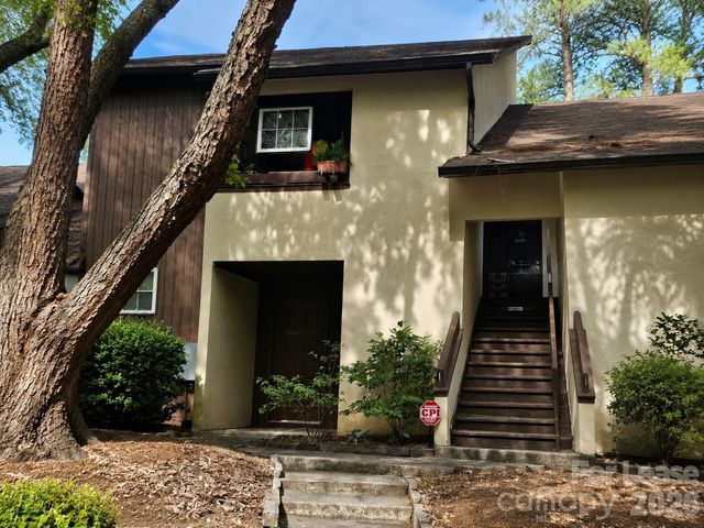 7223 Winery Lane, Charlotte, NC 28227