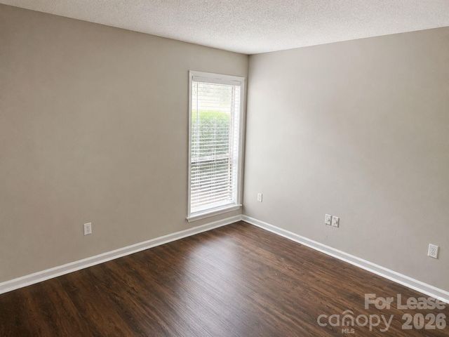 7223 Winery Lane, Charlotte, NC 28227