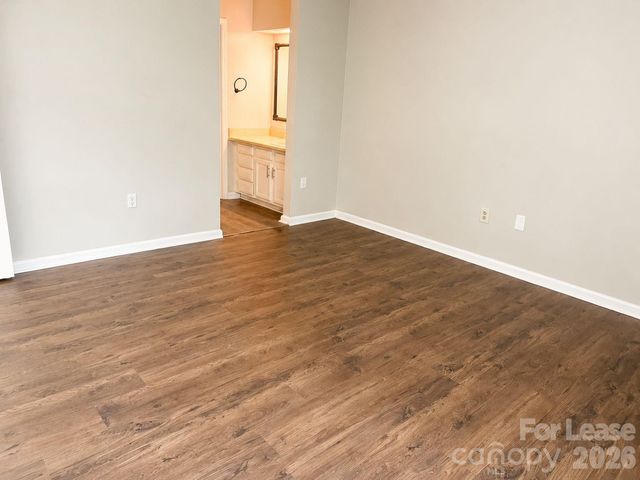 7223 Winery Lane, Charlotte, NC 28227