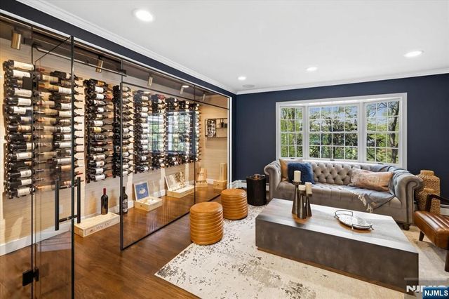 327 Woodside Avenue, Franklin Lakes, NJ 07417