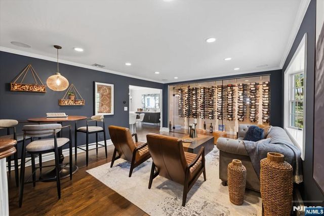 327 Woodside Avenue, Franklin Lakes, NJ 07417