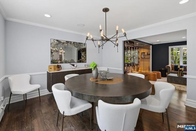327 Woodside Avenue, Franklin Lakes, NJ 07417