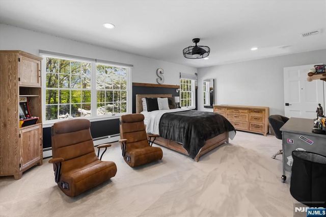 327 Woodside Avenue, Franklin Lakes, NJ 07417