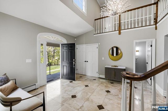327 Woodside Avenue, Franklin Lakes, NJ 07417