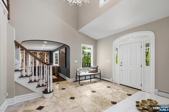 327 Woodside Avenue, Franklin Lakes, NJ 07417