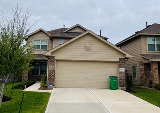 17722 Grove Hill Drive, Hockley, TX 77447