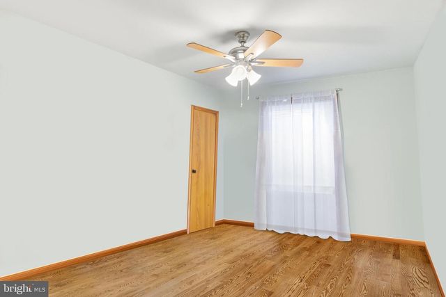 843 NEW JERSEY AVE, Deptford, NJ 08096