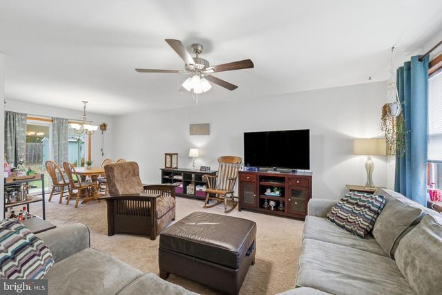 843 NEW JERSEY AVE, Deptford, NJ 08096