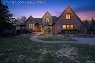 6932 Oakhurst Ridge Road, Independence Charter Township, MI 48348
