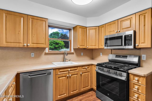 100 S Appletree Road, Howell, NJ 07731