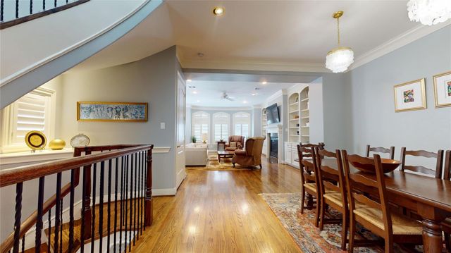 2419 Driscoll Street, Houston, TX 77019