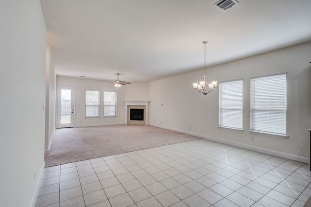 7235 Crowell Avenue, Arlington, TX 76002