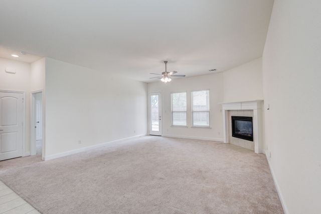 7235 Crowell Avenue, Arlington, TX 76002