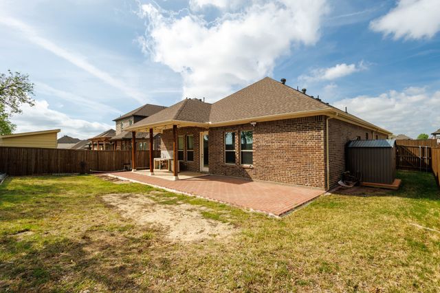 7235 Crowell Avenue, Arlington, TX 76002