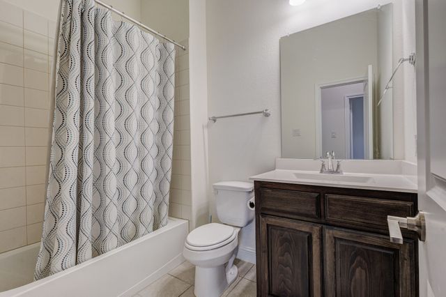 7235 Crowell Avenue, Arlington, TX 76002