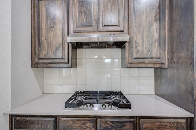 7235 Crowell Avenue, Arlington, TX 76002