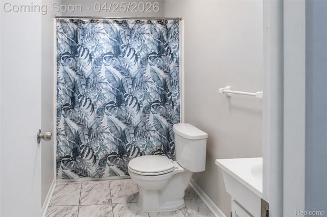 9263 Sylvia Street, Taylor, MI 48180