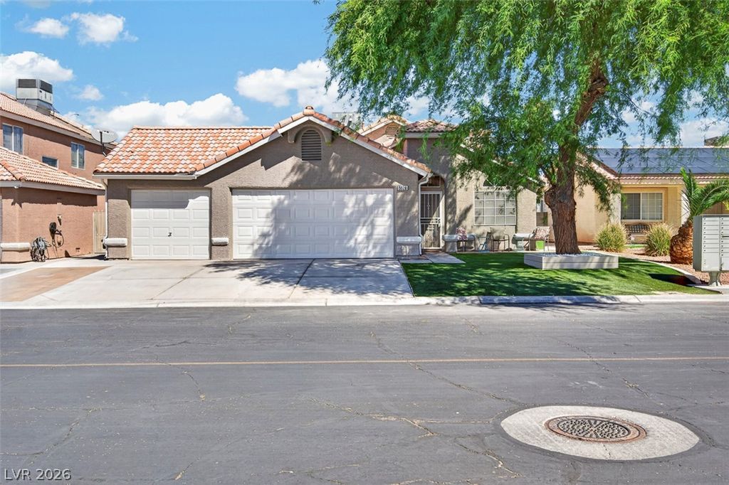 5828 Sunny Orchard Lane, Las Vegas, NV 89110 — exterior