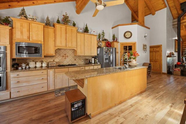 1925 Baldwin Lake Road, Big Bear, CA 92314