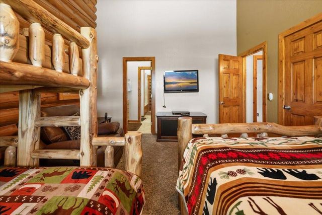 1925 Baldwin Lake Road, Big Bear, CA 92314