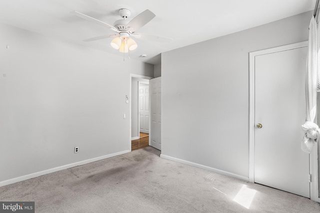 332 BAILEY AVE, Maple Shade, NJ 08052
