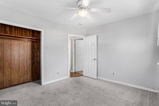 332 BAILEY AVE, Maple Shade, NJ 08052