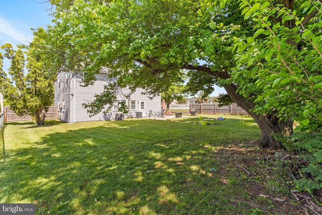 332 BAILEY AVE, Maple Shade, NJ 08052