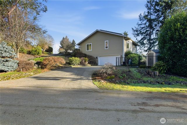 2604 Vincent Way NW, Bremerton, WA 98312