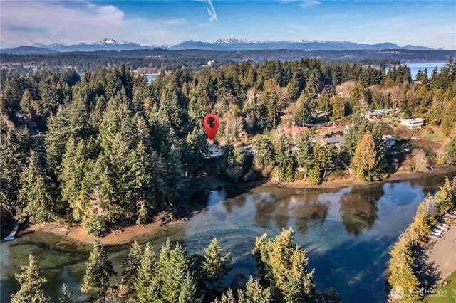 2604 Vincent Way NW, Bremerton, WA 98312