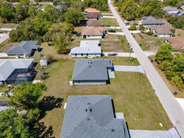 2333 MISTLETO LANE, North Port, FL 34286