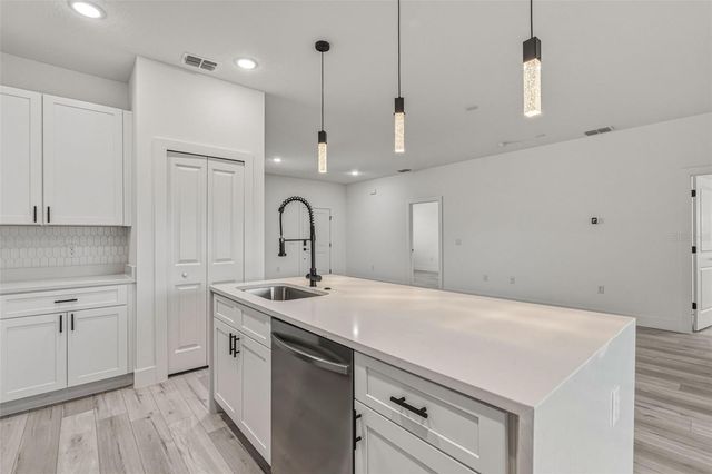 2333 MISTLETO LANE, North Port, FL 34286