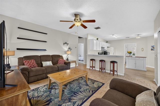 925 GILLINGHAM COURT, Kissimmee, FL 34758