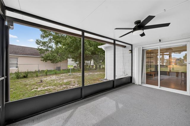925 GILLINGHAM COURT, Kissimmee, FL 34758