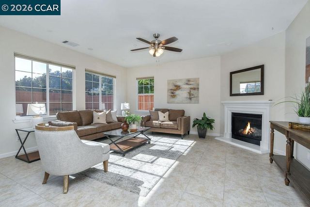 2004 Mint Dr, Brentwood, CA 94513