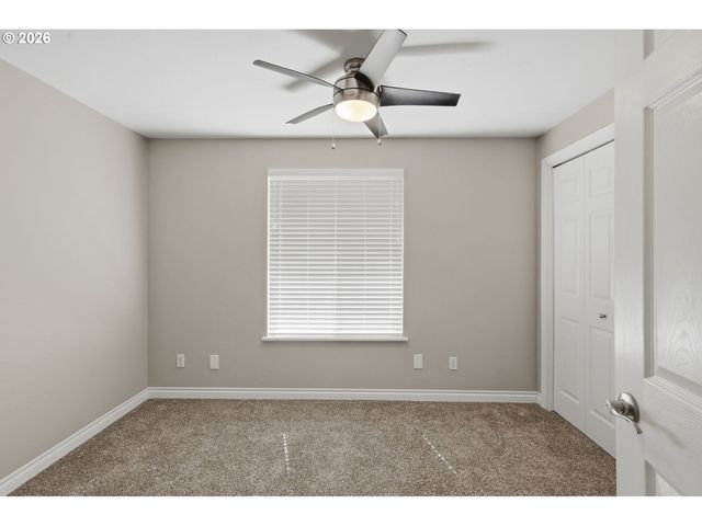 8225 Sw SHENANDOAH Way, Tualatin, OR 97062