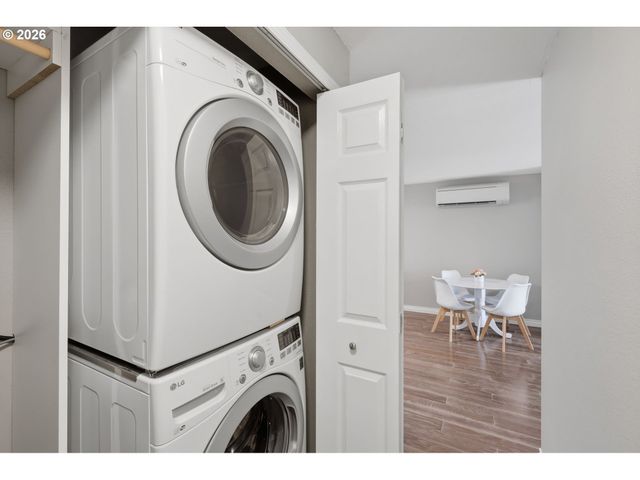 8225 Sw SHENANDOAH Way, Tualatin, OR 97062