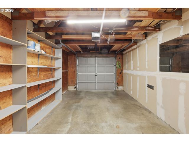 8225 Sw SHENANDOAH Way, Tualatin, OR 97062